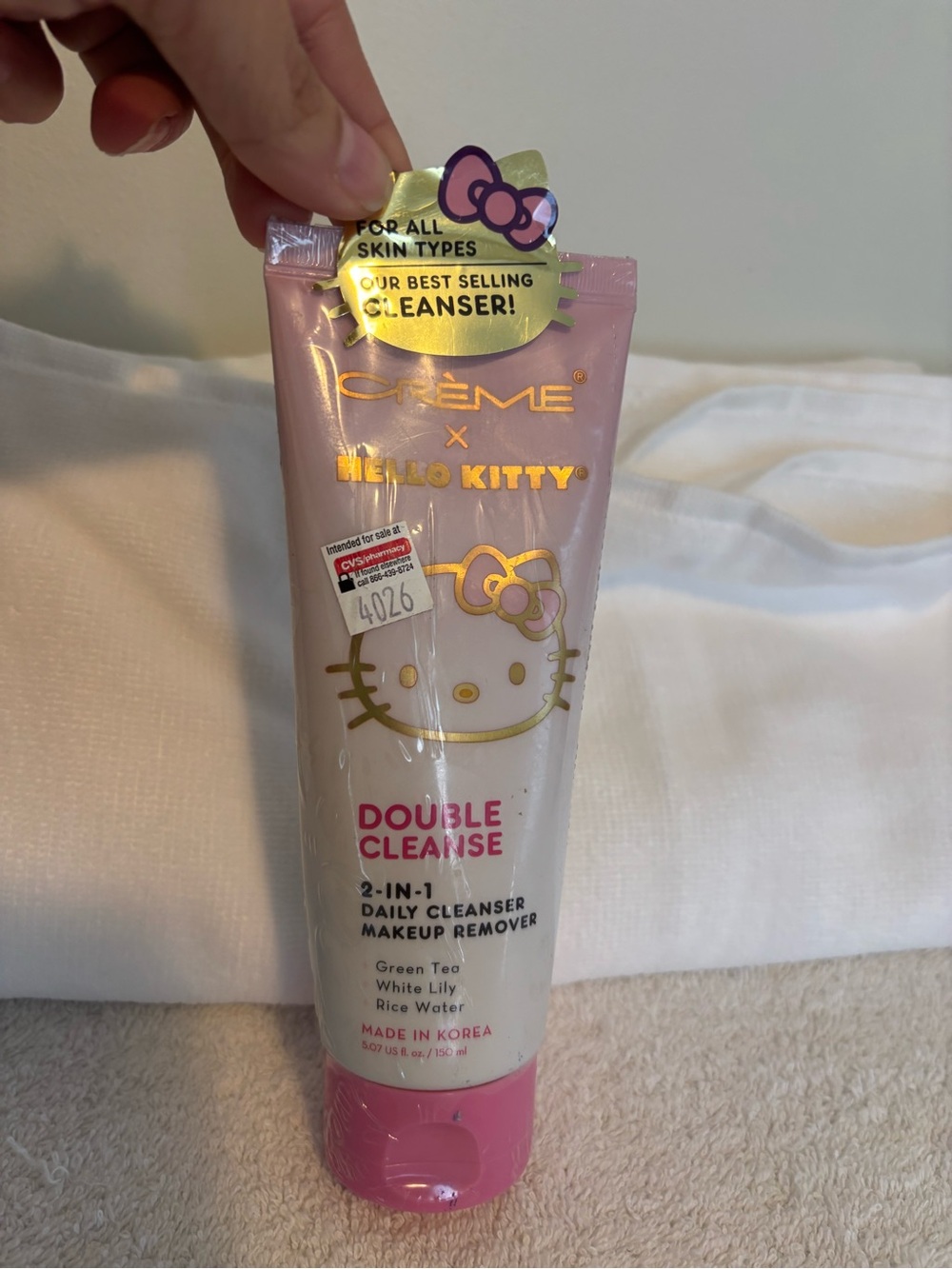 Creme x Hello Kitty Double Cleanse 2-in-1 Daily Cleanser Makeup Remover